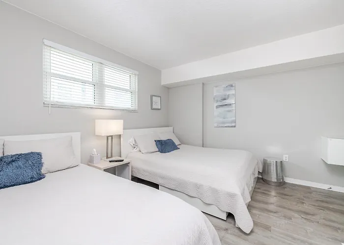 Apartment Location! Coastal Charm I 5 Min Walk To Beach, Shops & Rest