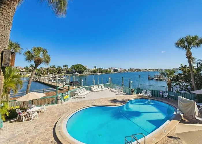 Apartment Location! Coastal Charm I 5 Min Walk To Beach, Shops & Rest