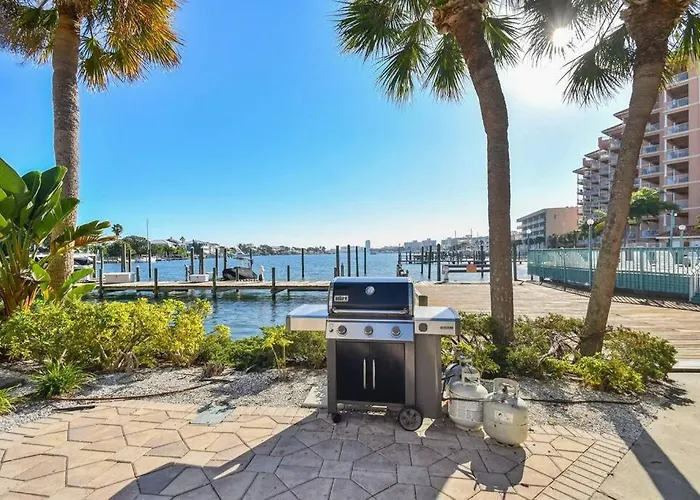 Apartment Location! Coastal Charm I 5 Min Walk To Beach, Shops & Rest *