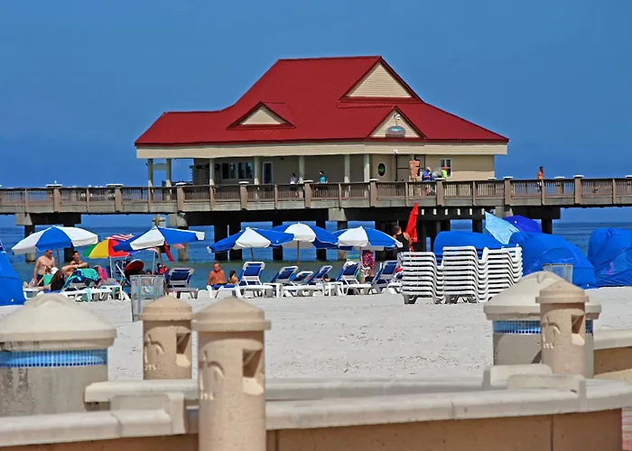 Location! Coastal Charm I 5 Min Walk To Beach, Shops & Rest * Clearwater Beach