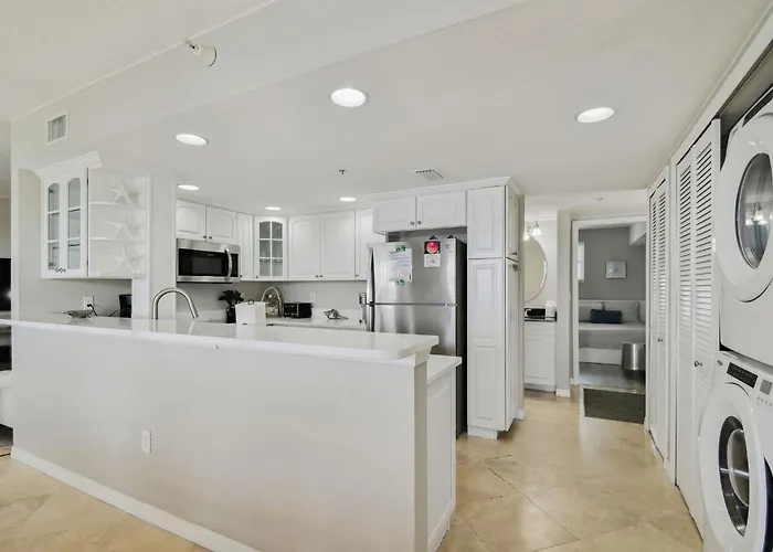 Apartment Location! Coastal Charm I 5 Min Walk To Beach, Shops & Rest *